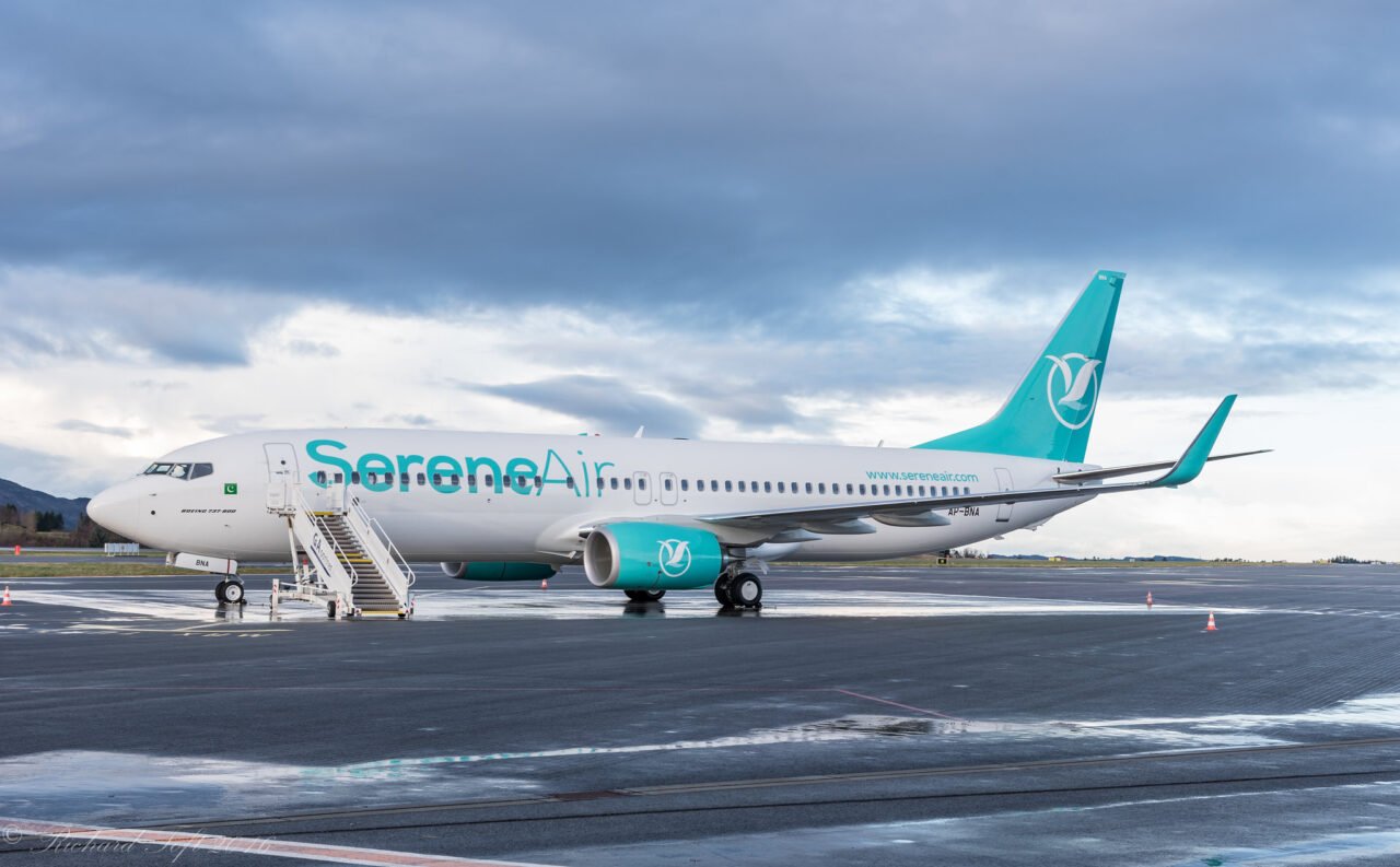 Serene Air 737