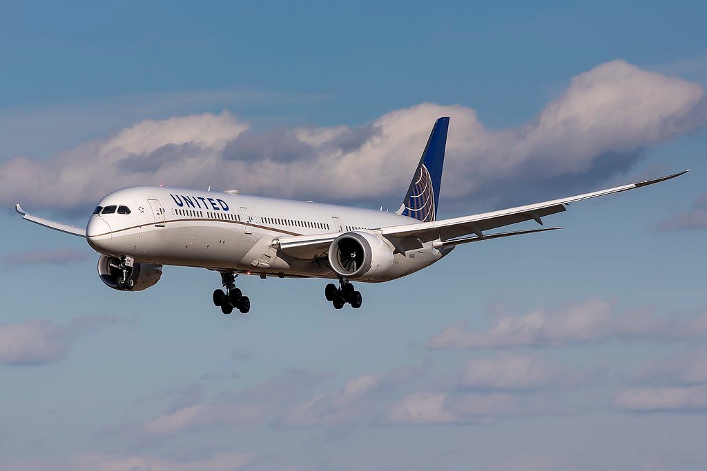 United Airlines Boeing 787-9